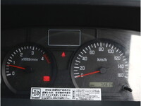 いすゞエルフパネルバン小型（2t・3t）[写真33]