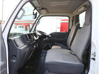 いすゞエルフパネルバン小型（2t・3t）[写真37]