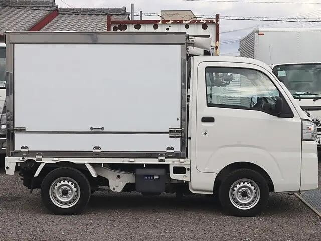 ダイハツハイゼット移動販売車小型（2t・3t）[写真05]