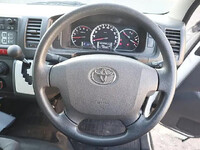 トヨタハイエース冷凍車（冷蔵車）小型（2t・3t）[写真05]