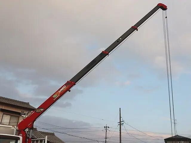 三菱ふそうキャンタークレーン4段小型（2t・3t）[写真11]