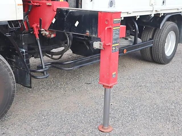 三菱ふそうキャンタークレーン4段小型（2t・3t）[写真15]