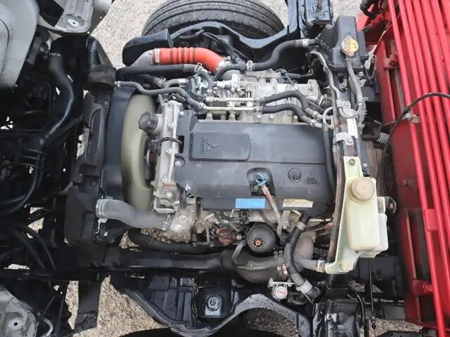 三菱ふそうキャンタークレーン4段小型（2t・3t）[写真19]