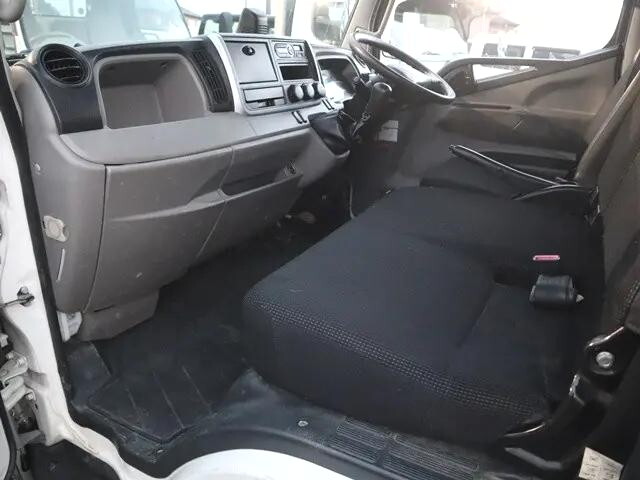 三菱ふそうキャンタークレーン4段小型（2t・3t）[写真27]