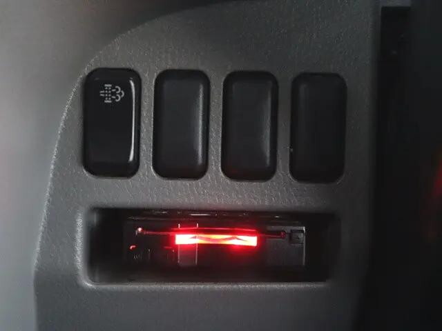 三菱ふそうキャンタークレーン4段小型（2t・3t）[写真32]