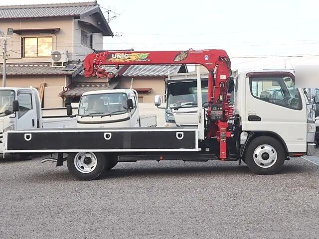 三菱ふそうキャンタークレーン4段小型（2t・3t）[写真07]