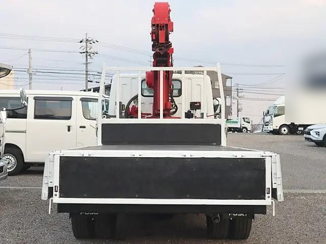 三菱ふそうキャンタークレーン4段小型（2t・3t）[写真08]