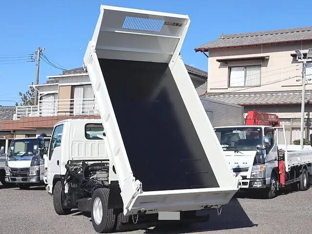 いすゞエルフローダーダンプ小型（2t・3t）[写真03]