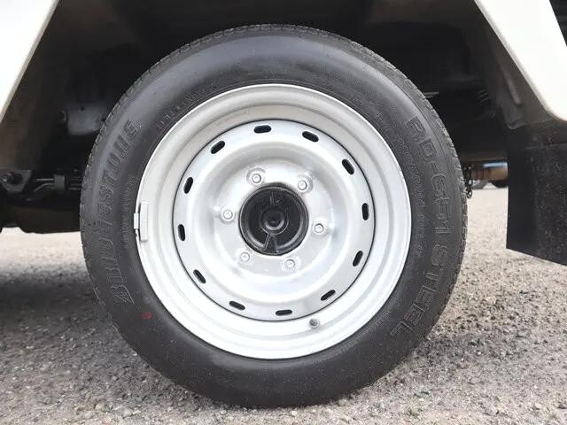 トヨタトヨエース平ボディ小型（2t・3t）[写真20]