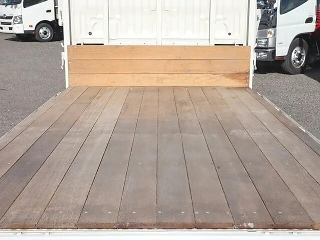 トヨタトヨエース平ボディ小型（2t・3t）[写真09]