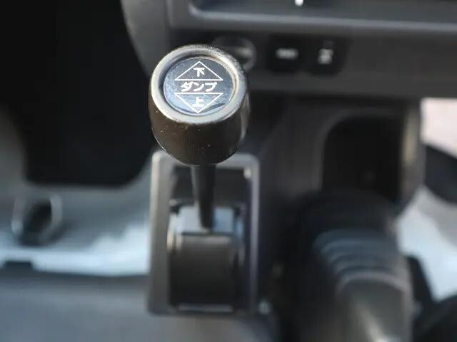 ダイハツハイゼットダンプ小型（2t・3t）[写真33]