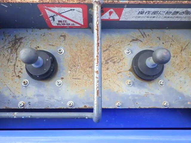 日野デュトロ高所作業車小型（2t・3t）[写真32]