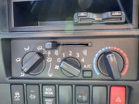 日野デュトロ平ボディ小型（2t・3t）[写真14]