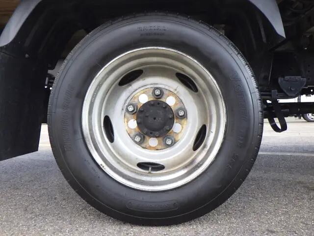 日野デュトロ平ボディ小型（2t・3t）[写真24]