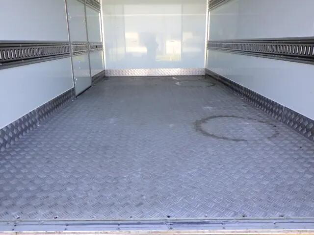 日野デュトロ保冷バン小型（2t・3t）[写真10]