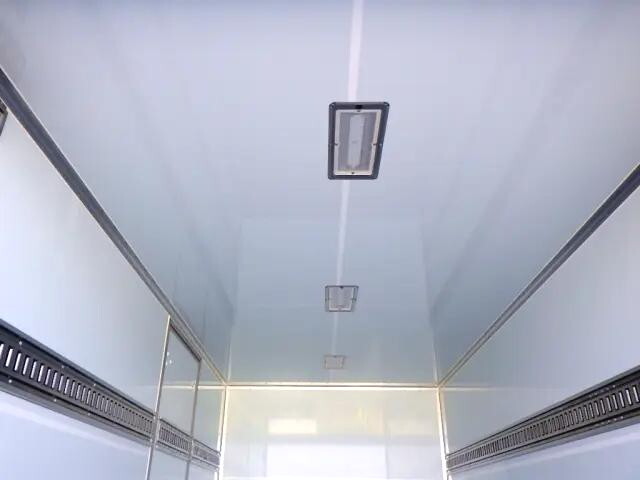 日野デュトロ保冷バン小型（2t・3t）[写真09]