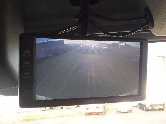 いすゞフォワード冷凍車（冷蔵車）中型（4t）[写真14]