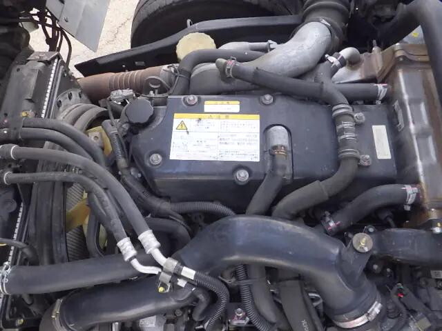 いすゞフォワード冷凍車（冷蔵車）中型（4t）[写真23]