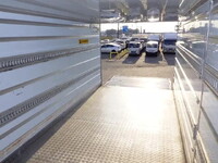 いすゞフォワード冷凍車（冷蔵車）中型（4t）[写真34]