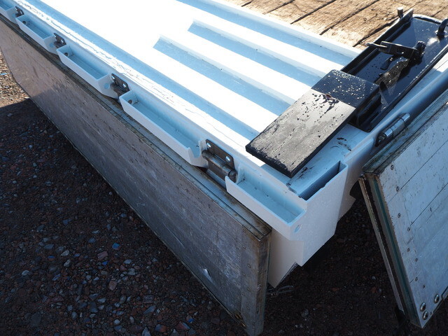 いすゞフォワードセルフクレーン4段増トン（6t・8t）[写真13]