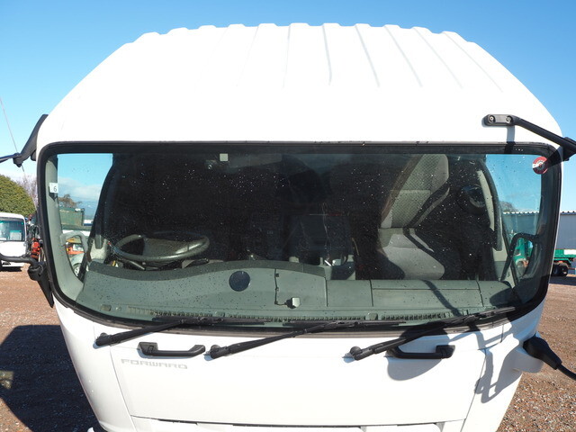 いすゞフォワードセルフクレーン4段増トン（6t・8t）[写真23]