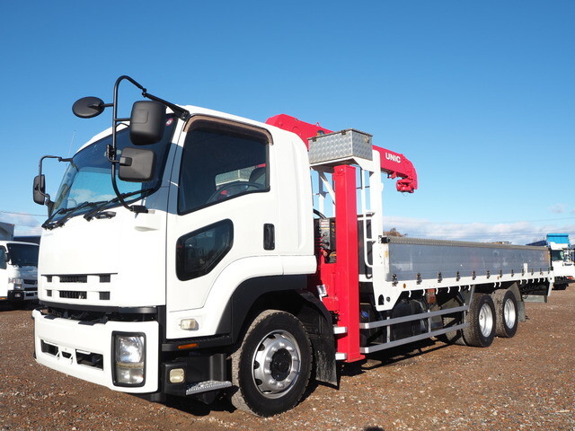 いすゞフォワードセルフクレーン4段増トン（6t・8t）[写真03]