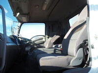 いすゞフォワードセルフクレーン4段増トン（6t・8t）[写真34]