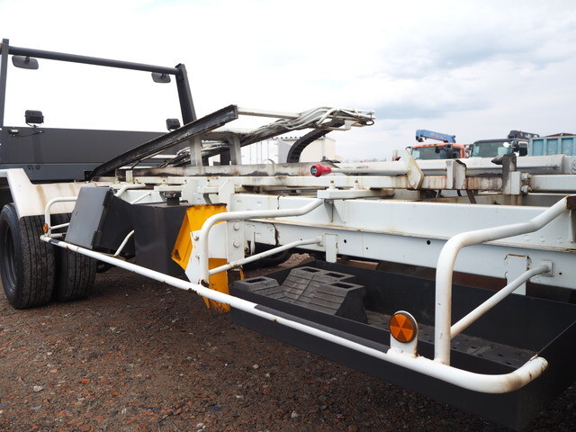 メルセデスベンツその他の車種セーフティローダー小型（2t・3t）[写真10]