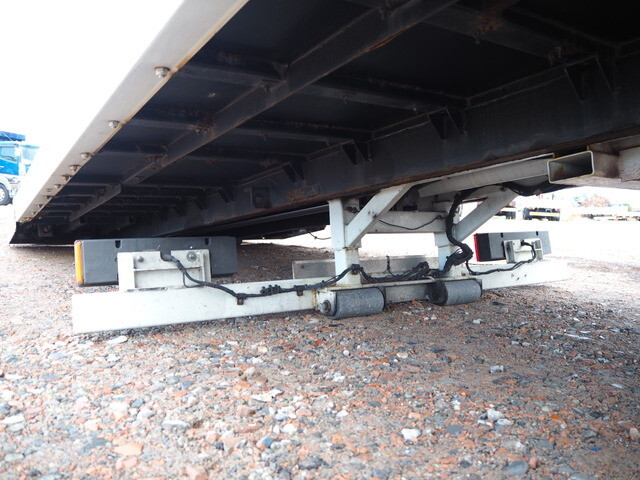 メルセデスベンツその他の車種セーフティローダー小型（2t・3t）[写真18]