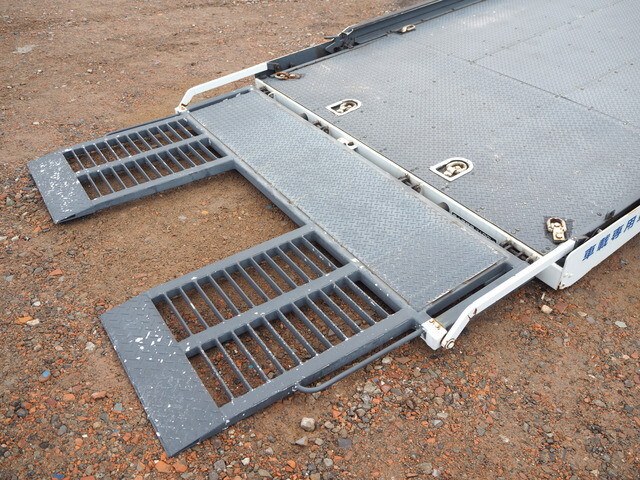 メルセデスベンツその他の車種セーフティローダー小型（2t・3t）[写真21]