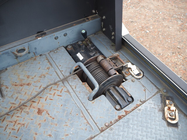 メルセデスベンツその他の車種セーフティローダー小型（2t・3t）[写真23]