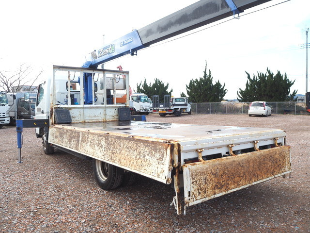 三菱ふそうキャンタークレーン5段小型（2t・3t）[写真14]