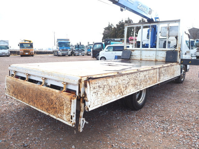 三菱ふそうキャンタークレーン5段小型（2t・3t）[写真16]