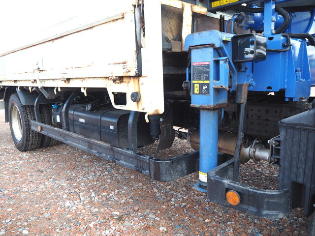 三菱ふそうキャンタークレーン5段小型（2t・3t）[写真22]