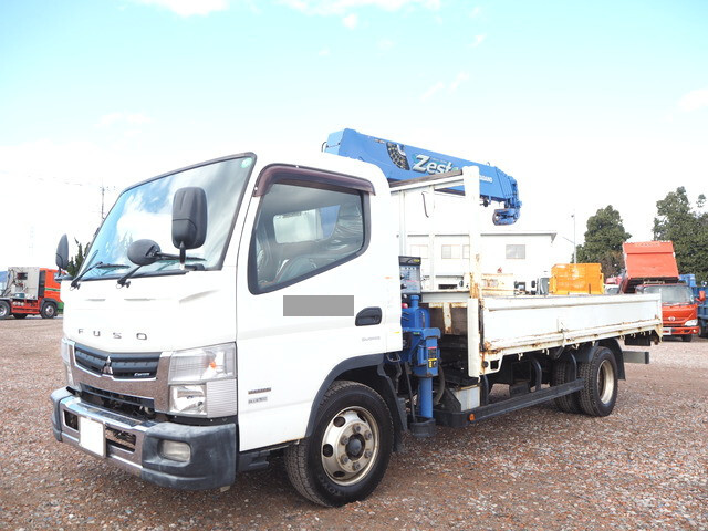 三菱ふそうキャンタークレーン5段小型（2t・3t）[写真03]