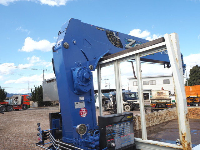 三菱ふそうキャンタークレーン5段小型（2t・3t）[写真34]