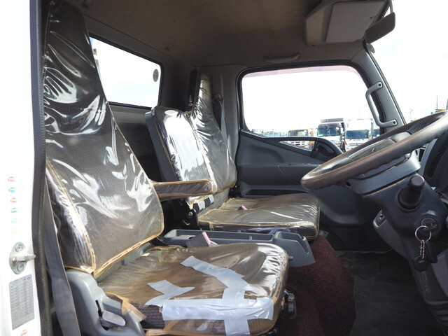 三菱ふそうキャンタークレーン5段小型（2t・3t）[写真36]