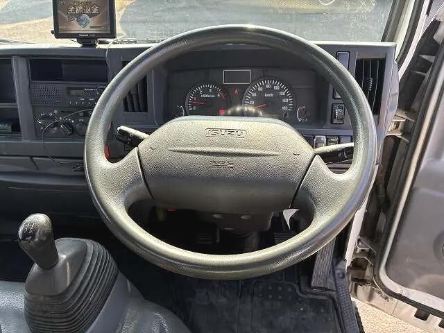 いすゞエルフ平ボディ小型（2t・3t）[写真26]