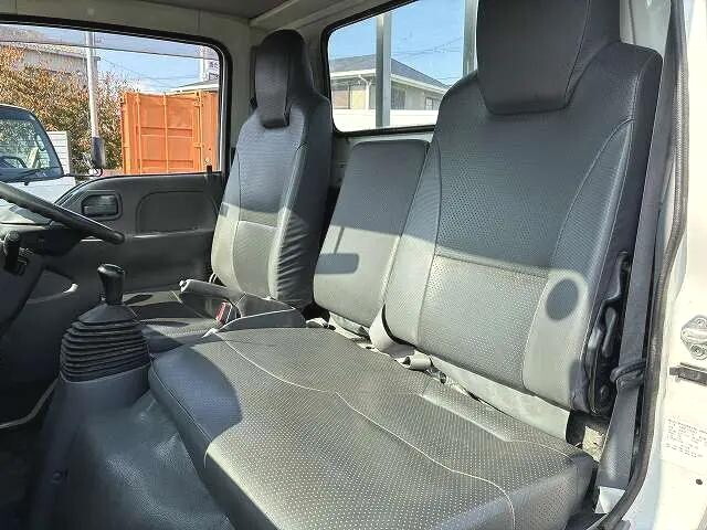 いすゞエルフ平ボディ小型（2t・3t）[写真28]