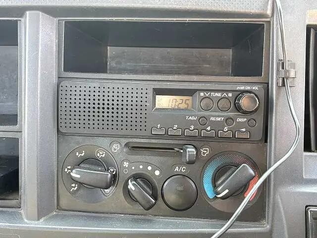 いすゞエルフ平ボディ小型（2t・3t）[写真34]