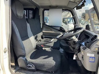 三菱ふそうキャンターダブルキャブ（Wキャブ）小型（2t・3t）[写真31]