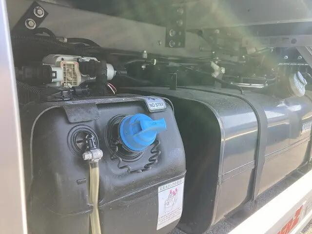 三菱ふそうキャンター冷凍車（冷蔵車）小型（2t・3t）[写真21]