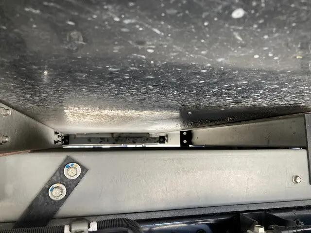 三菱ふそうキャンター冷凍車（冷蔵車）小型（2t・3t）[写真22]