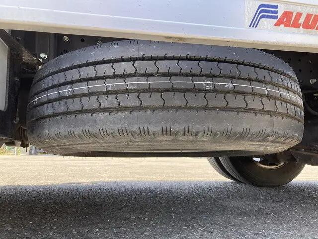 三菱ふそうキャンター冷凍車（冷蔵車）小型（2t・3t）[写真24]