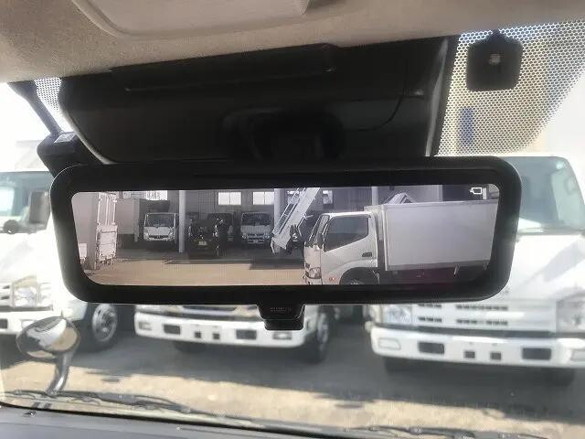 トヨタハイエース冷凍車（冷蔵車）小型（2t・3t）[写真32]