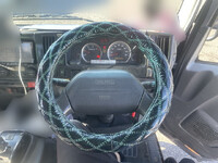 いすゞエルフクレーン4段小型（2t・3t）[写真35]