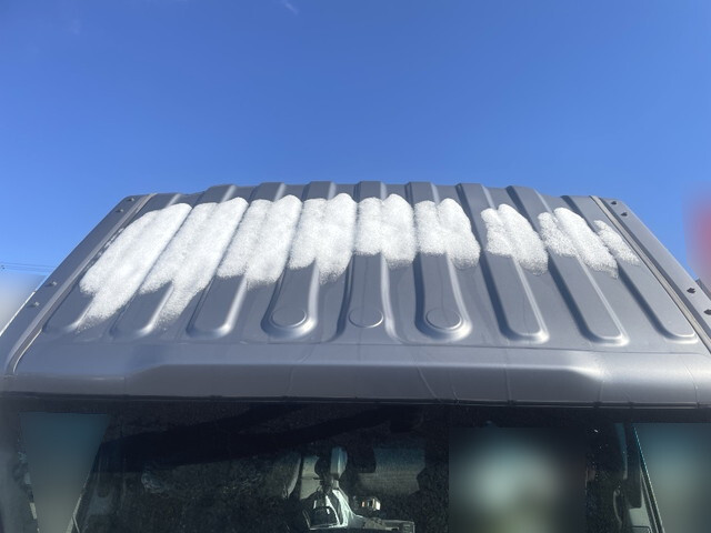 いすゞエルフクレーン4段小型（2t・3t）[写真07]