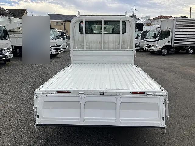 トヨタトヨエースダブルキャブ（Wキャブ）小型（2t・3t）[写真11]