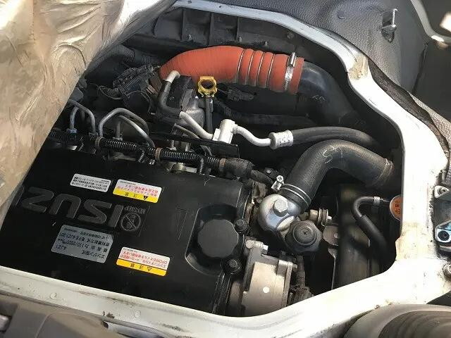 いすゞエルフダブルキャブ（Wキャブ）小型（2t・3t）[写真16]