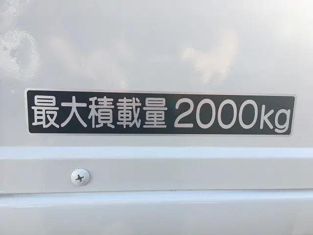いすゞエルフダブルキャブ（Wキャブ）小型（2t・3t）[写真18]